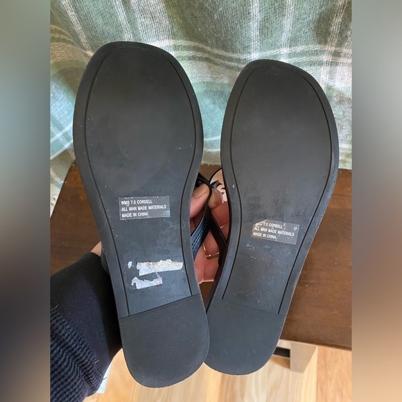 Dolce Vita Cordell faux leather slides size 7.5 - Picture 3 of 4